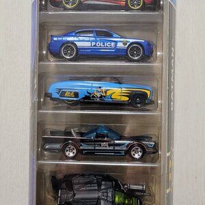 Hot Wheels 2022 5 pack set - Batman